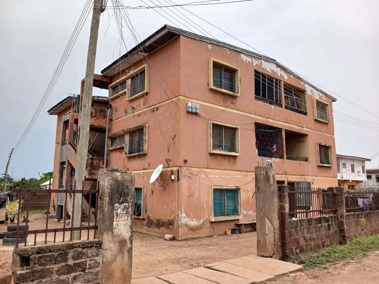 2 Storey Building Flat